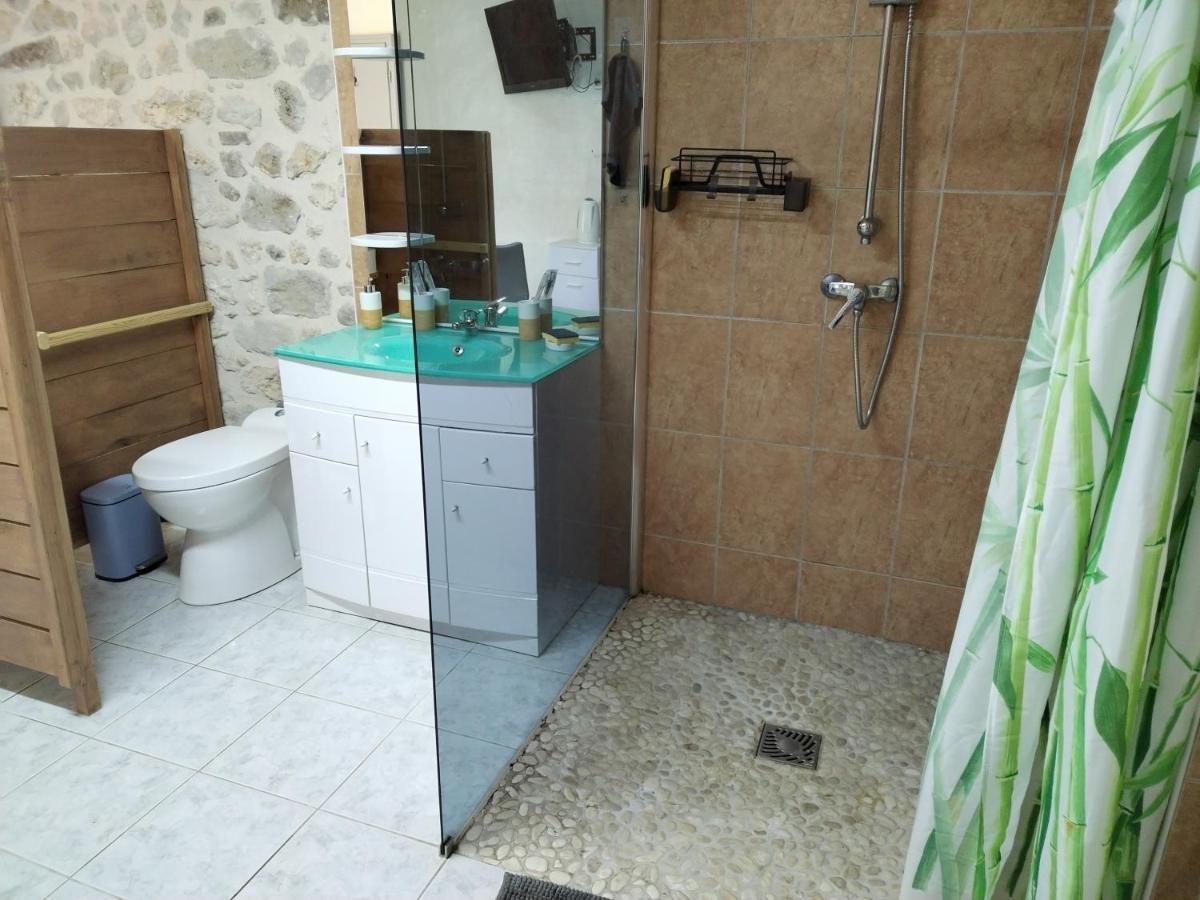 Boresse-et-Martron Chambre Gite Du Gardoir מראה חיצוני תמונה